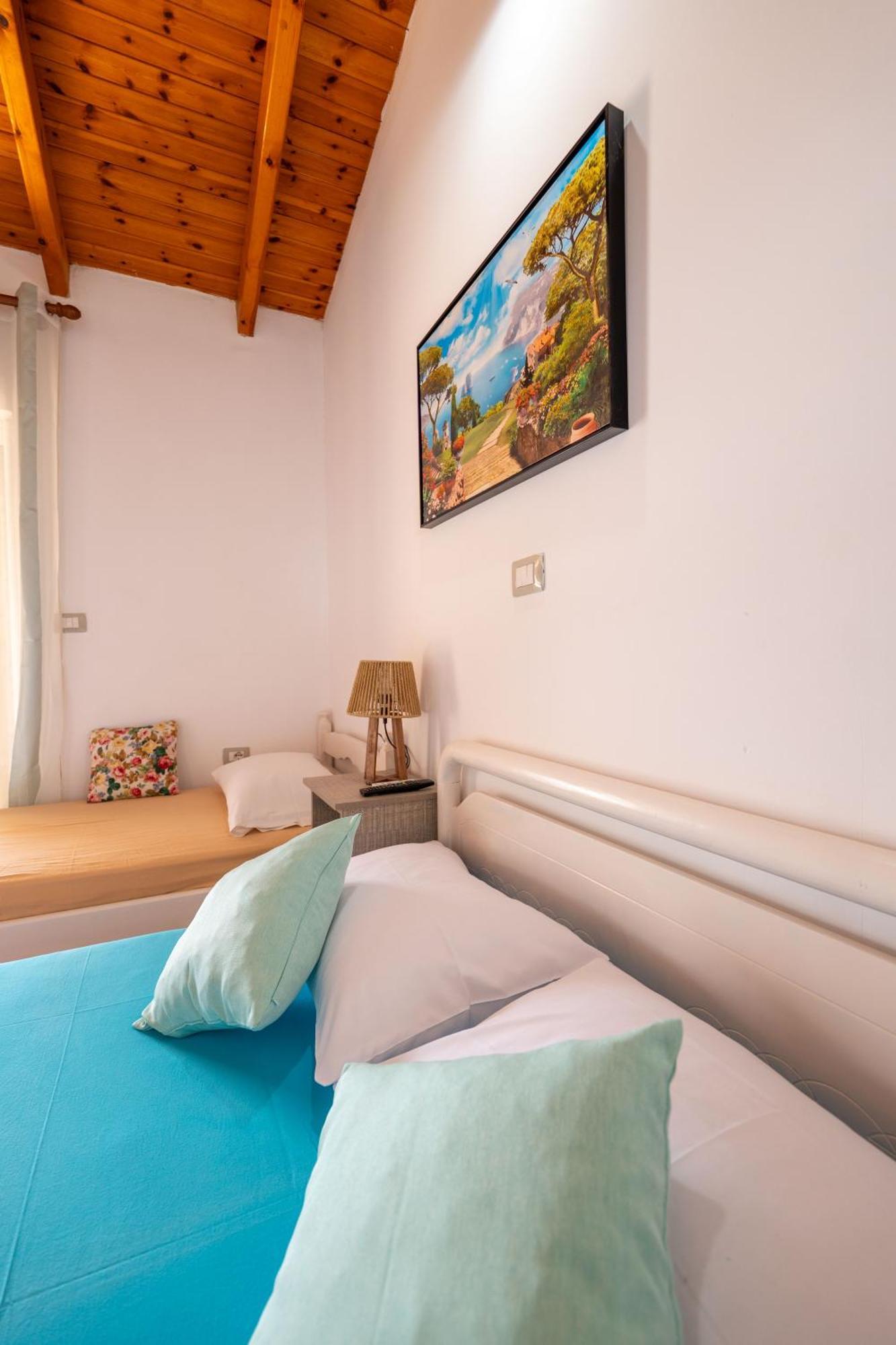 Hotel Portokali Himare Exterior foto