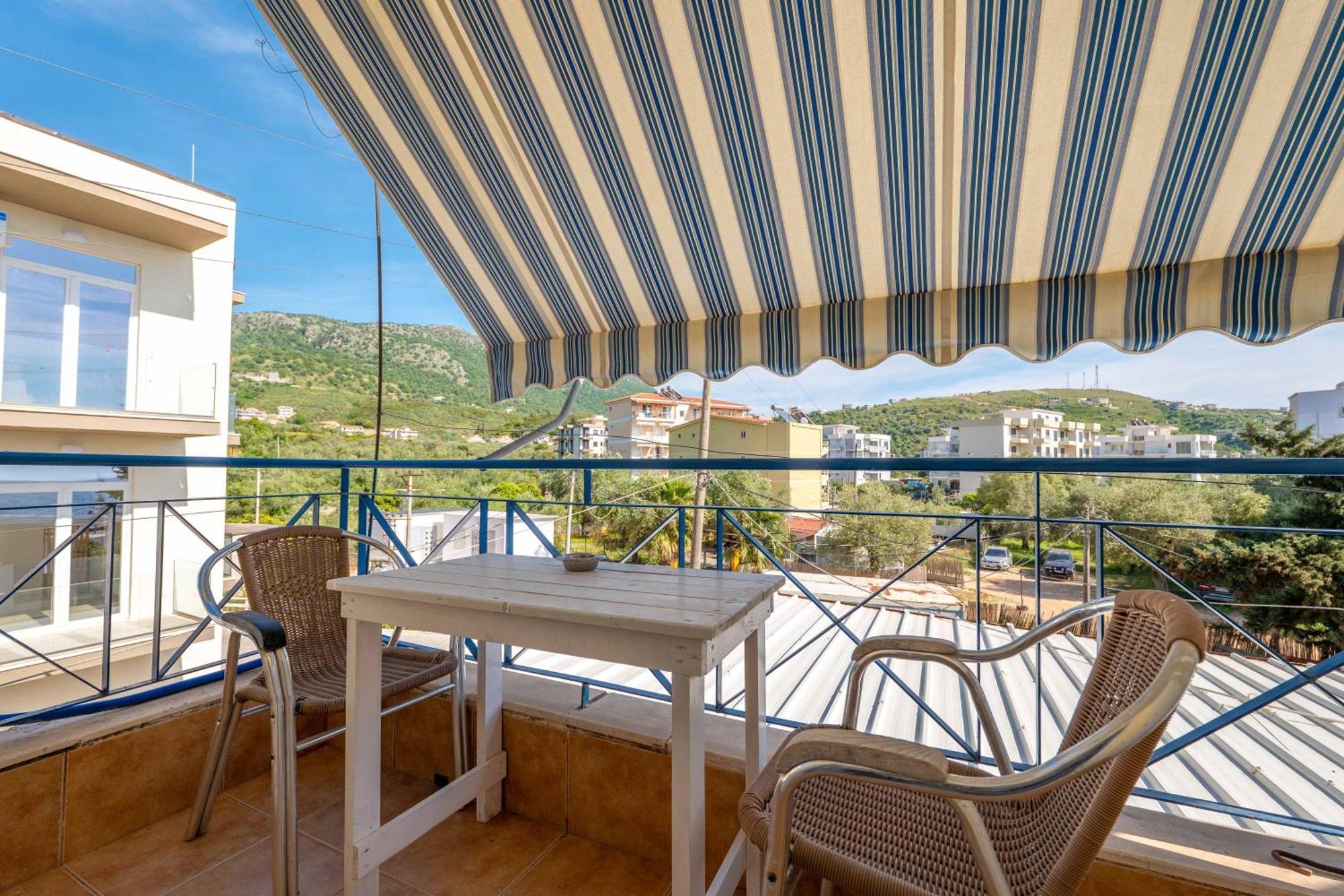 Hotel Portokali Himare Exterior foto