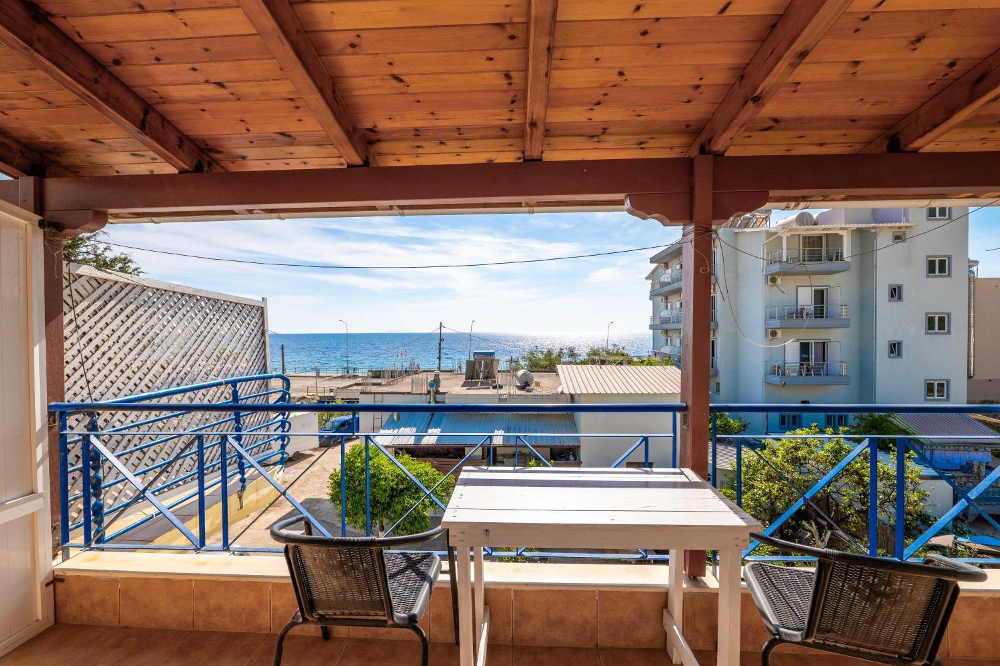 Hotel Portokali Himare Exterior foto